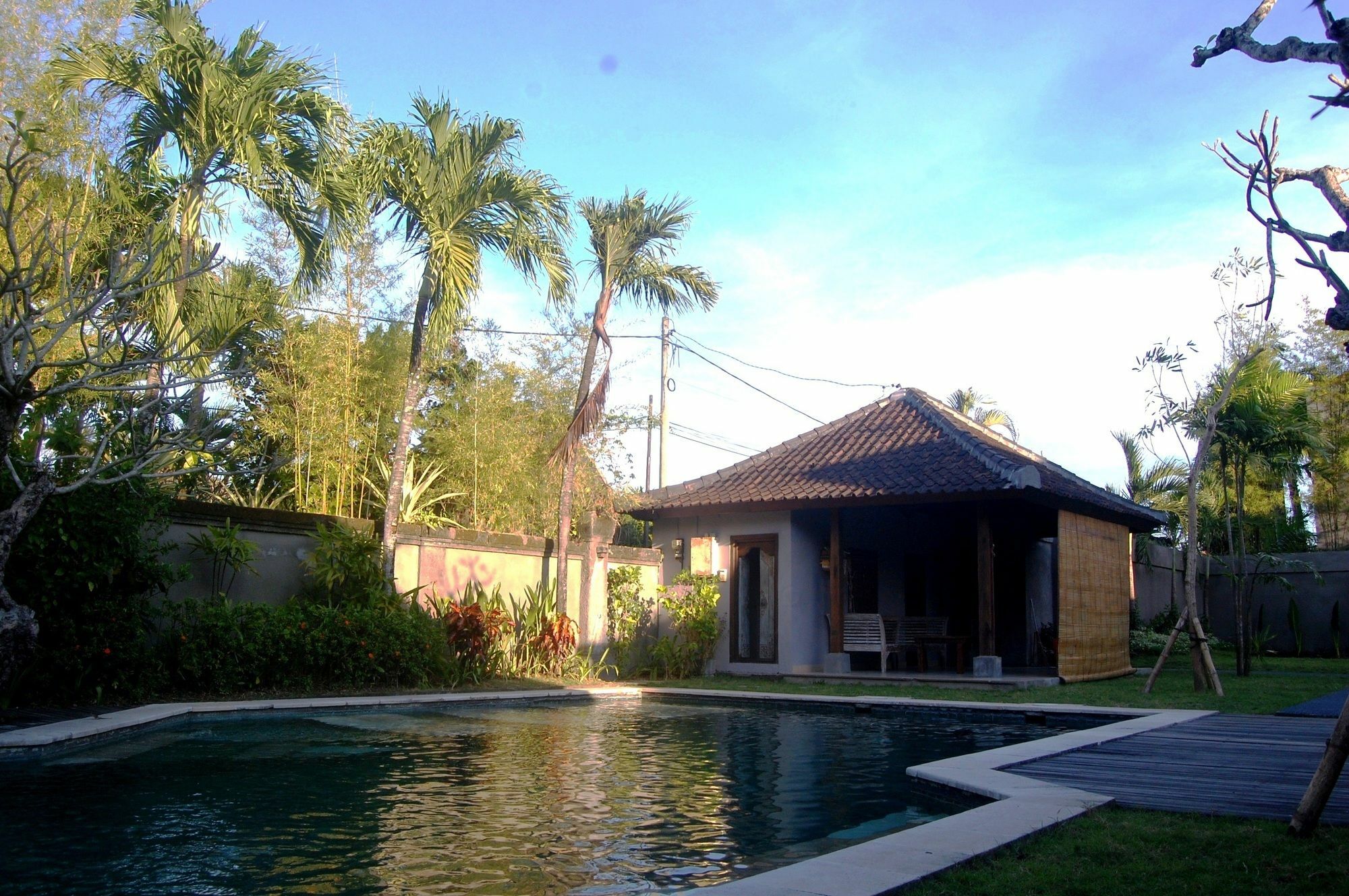 Pondok Alit Resort Seminyak Zewnętrze zdjęcie