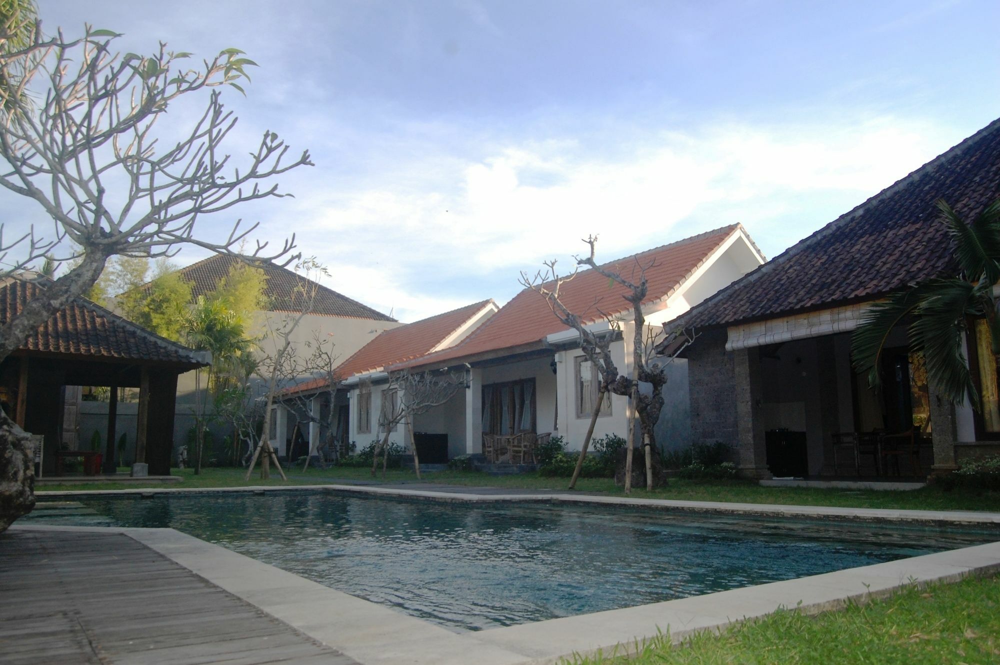 Pondok Alit Resort Seminyak Zewnętrze zdjęcie